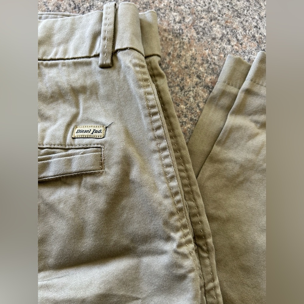 Cropped Style Diesel dress pants